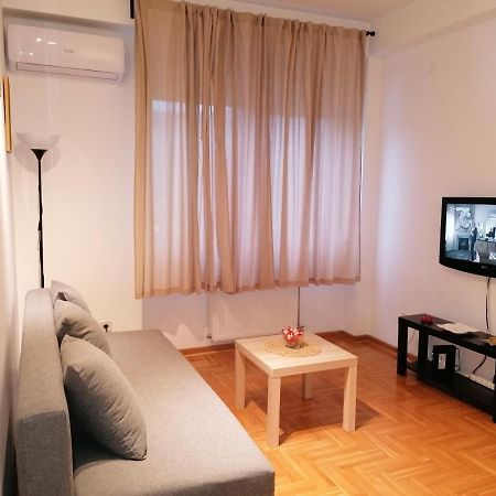 Apartamento Stardust Belgrado Exterior foto