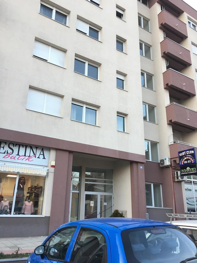 Apartamento Stardust Belgrado Exterior foto