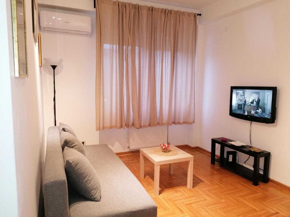 Apartamento Stardust Belgrado Exterior foto
